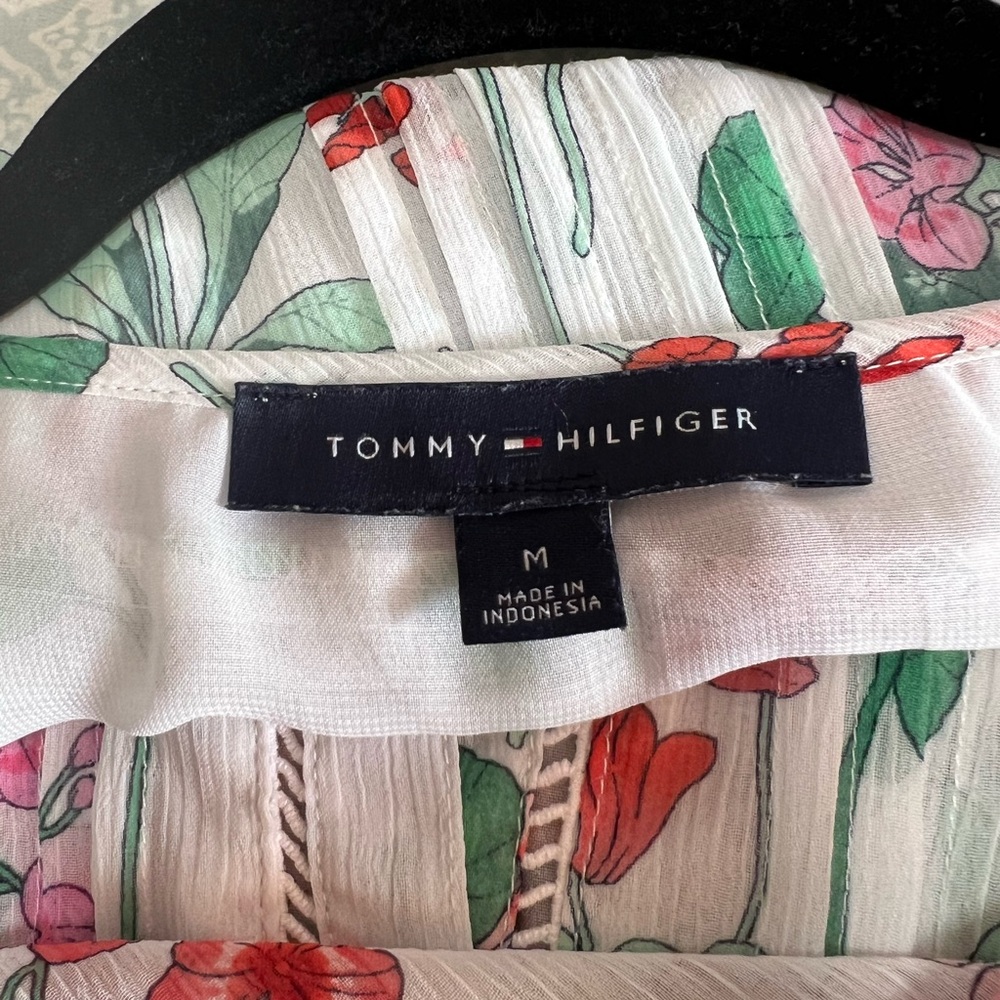Tommy Hilfiger White Dress with Floral Accents
